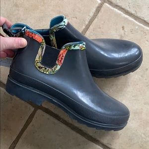 Garden rubber boots